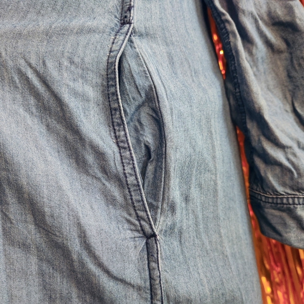 Leshop Large Denim Button-Down Dress - Picture 4 of 8